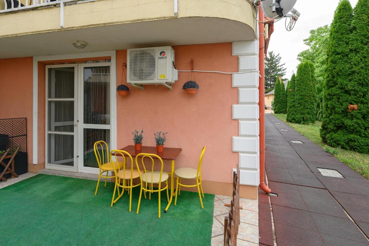 Art Eden Apartment Hajduszoboszlo Exterior photo